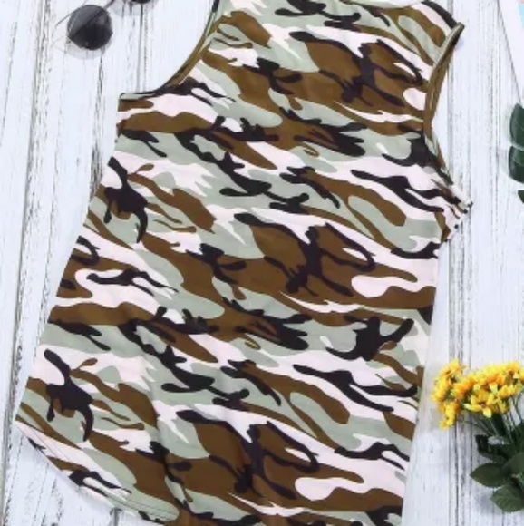 🆕 Cute Camo & stripe tunic length tank top - Picture 9 of 12